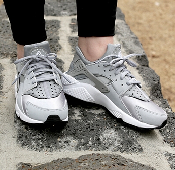 women Nike Air Huarache shoes-004